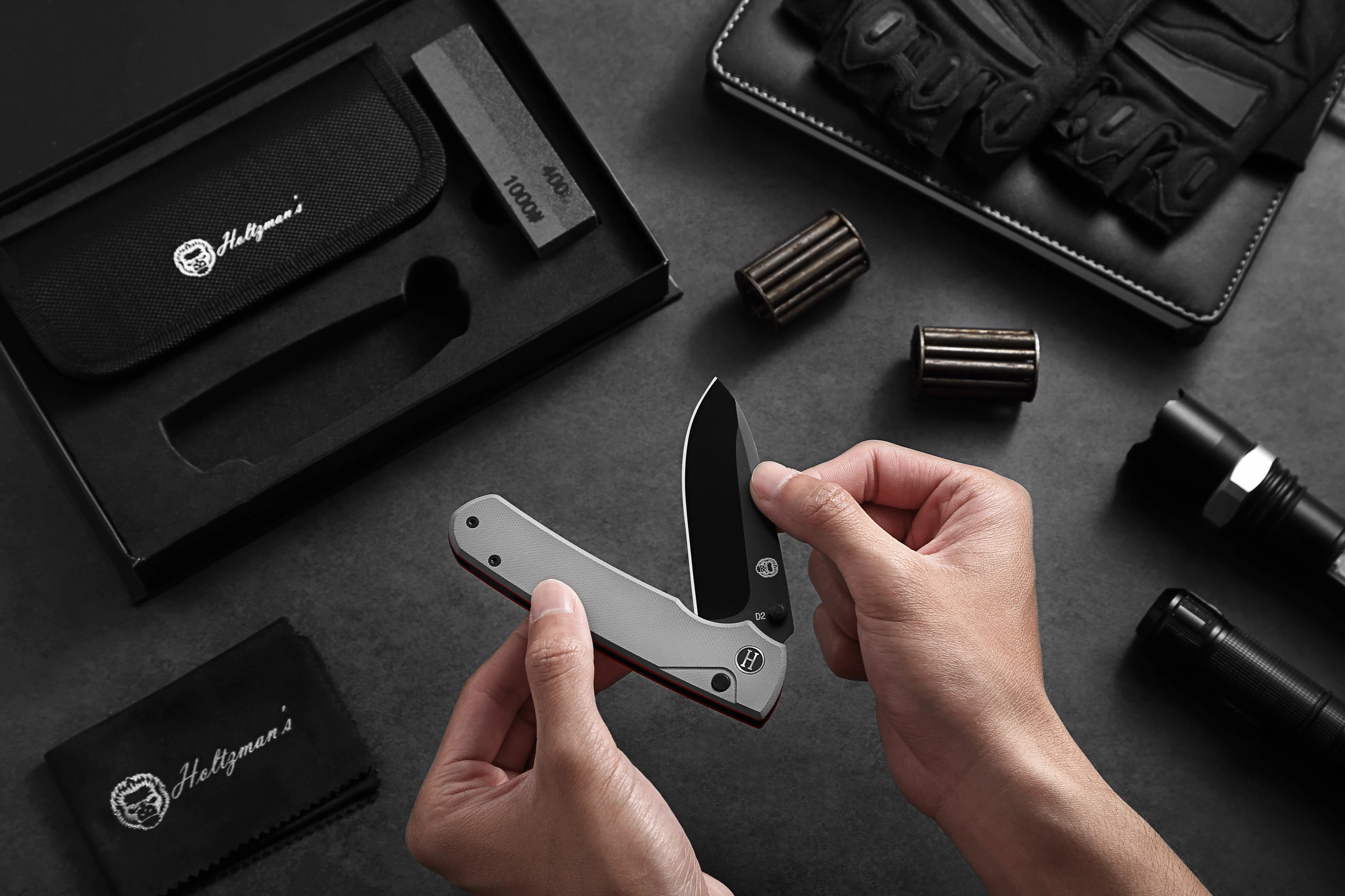 The Loyalist Folding Pocket Knife Giftset for Men and Women (Black and White) - Image 7