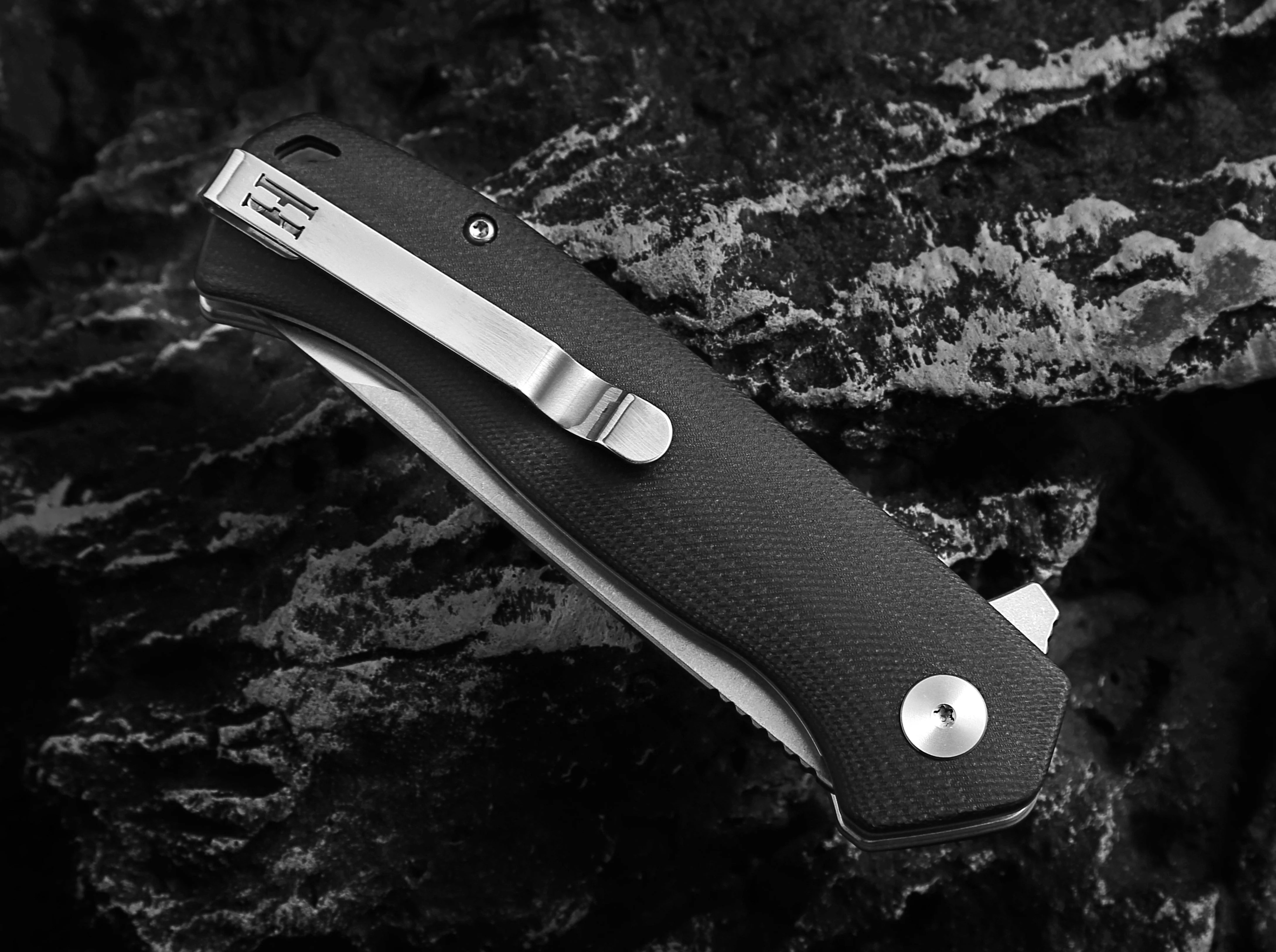 The Pathfinder Folding Pocket Knife Giftset for Men and Women (Black and Silver) - Image 10