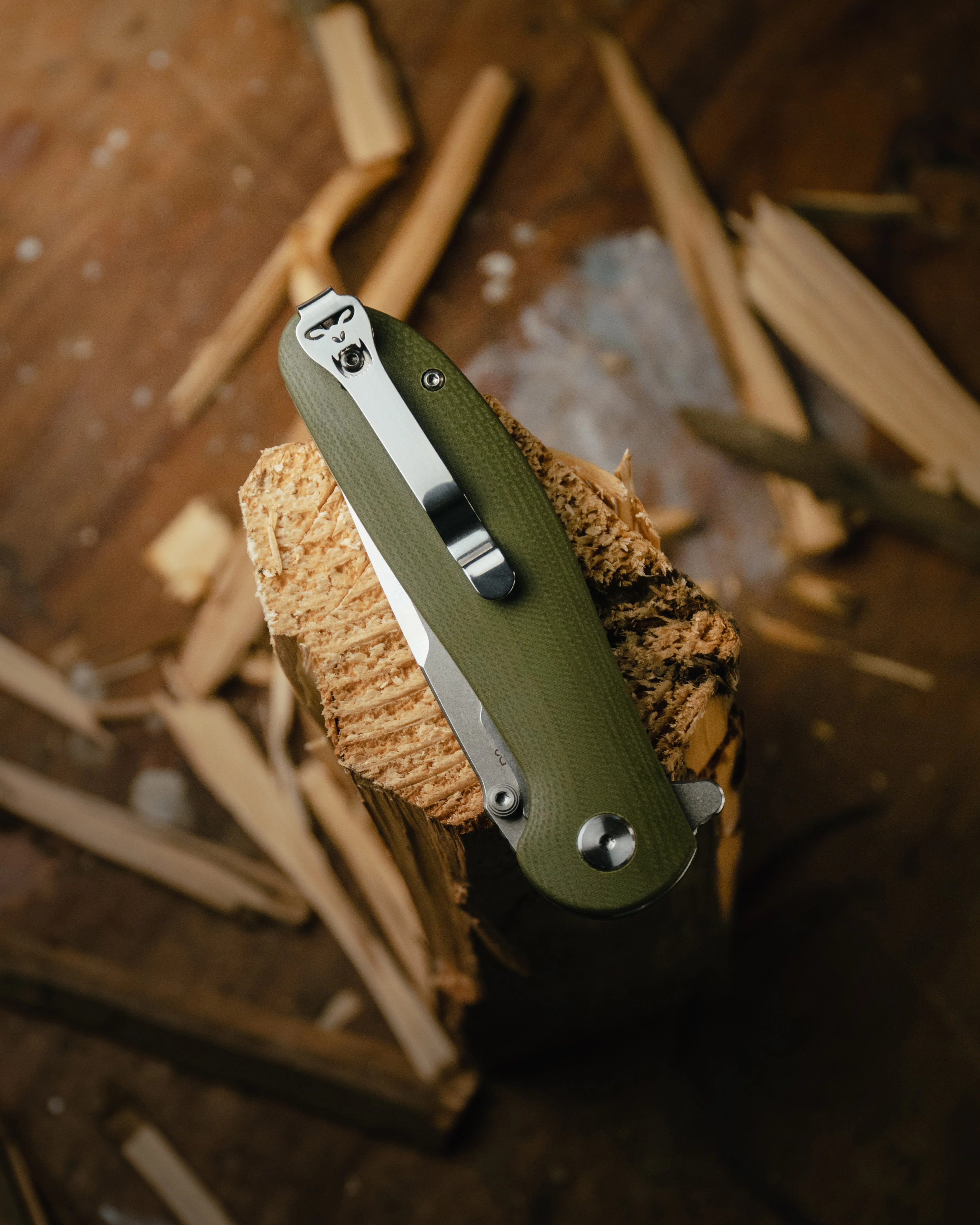 The Straight Back Folding Pocket Knife Giftset for Men and Women (Silver and Green) - Image 2