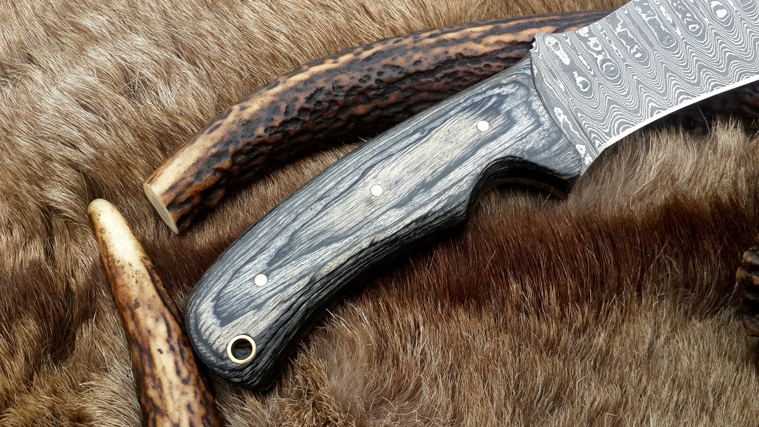The Tactical Hunter: Custom Handmade Damascus Steel Tactical Hunting Knife | Exotic Wood Handle | 9 Inches | KBS Knives - Image 2