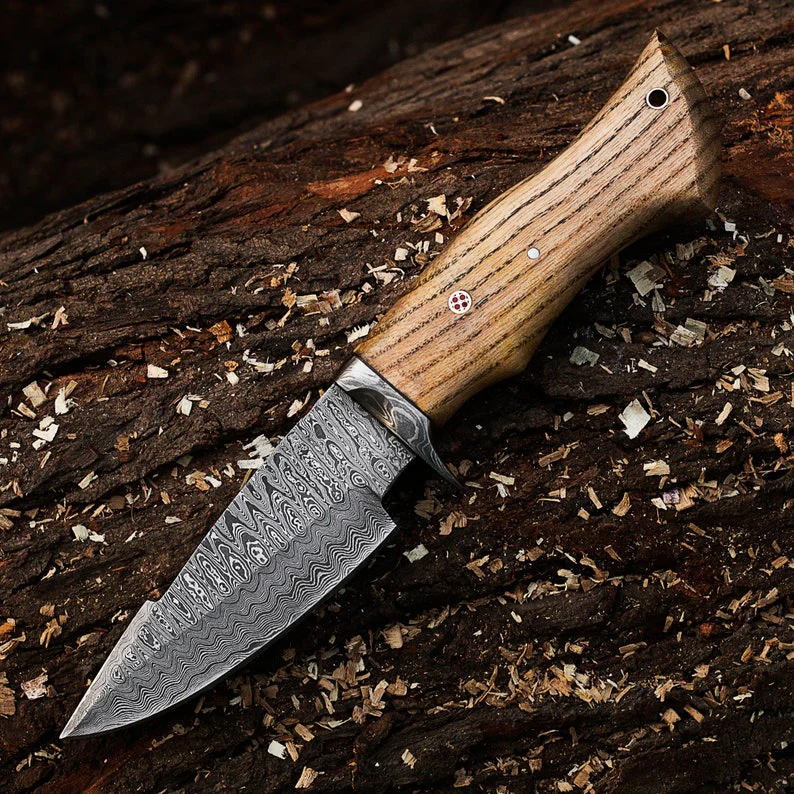 The Wilderness Elegance: 10-Inch Hunting Knife with Damascus Steel Blades, Walnut Wood Handle, and Damascus Guard - Image 3