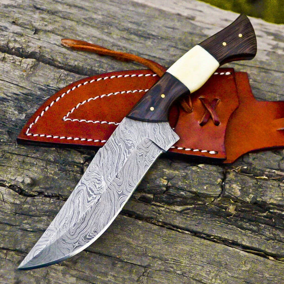 The Wilderness Elite: 10.5-Inch Hunting Knife with Full Tang Damascus Steel Blade, Bone and Wenge Wood Handle - Image 5