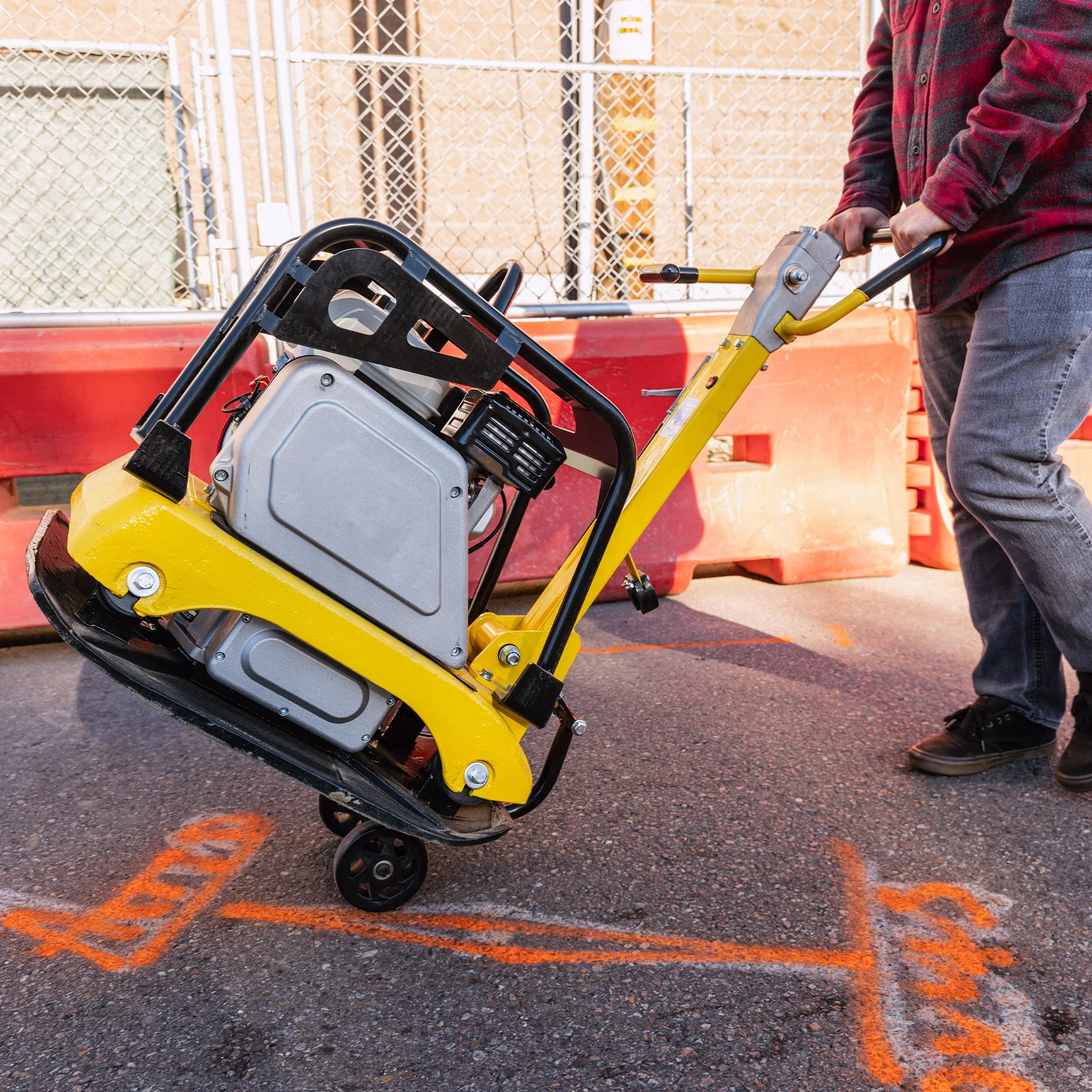 Tomahawk 6.5 HP Honda Reverse Hydraulic Plate Compactor for Soil, Aggregate, Cohesive Compaction - Image 11