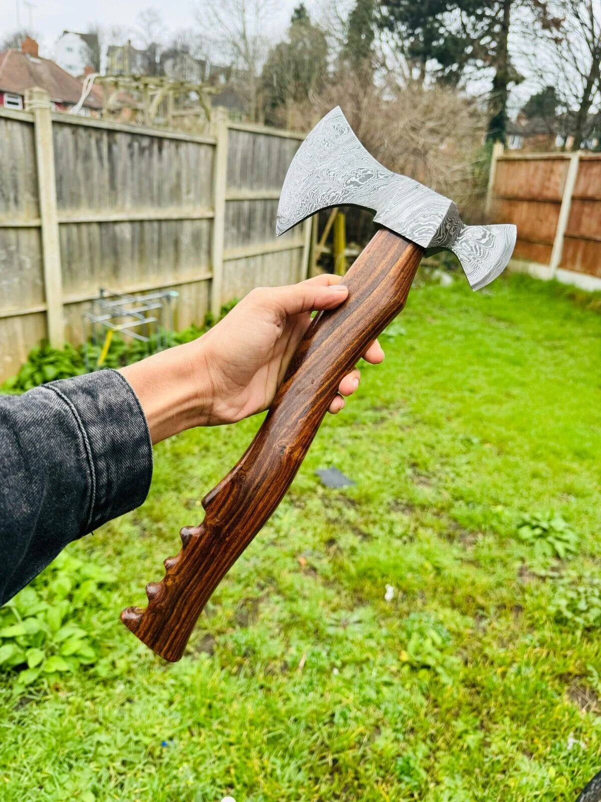 Tomahawk Axe For Sale with Custom Handmade Forged Damascus Steel Blade – "Rosewood Valor" - Image 2