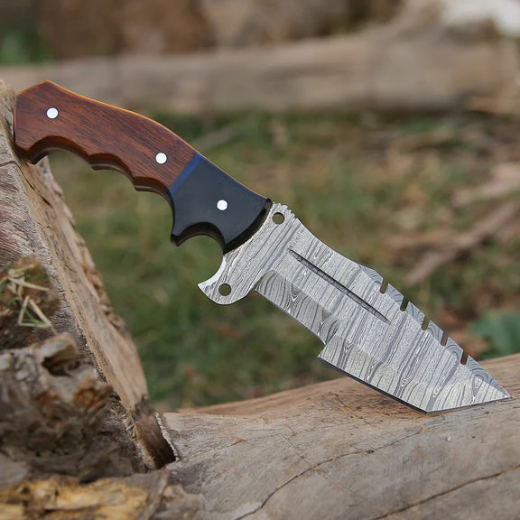 Tracker Scout – Handmade Damascus Steel Knife with Rosewood & Buffalo Horn Handle - Image 2