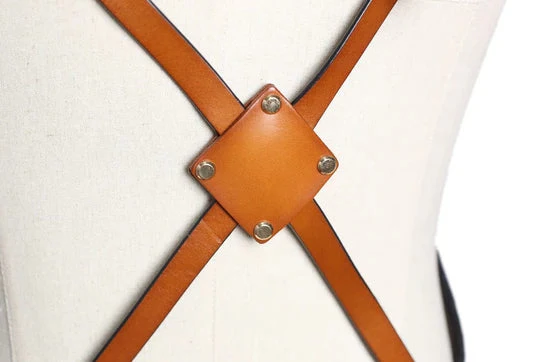 Waxed Canvas And Leather Craftsman Apron - Image 3