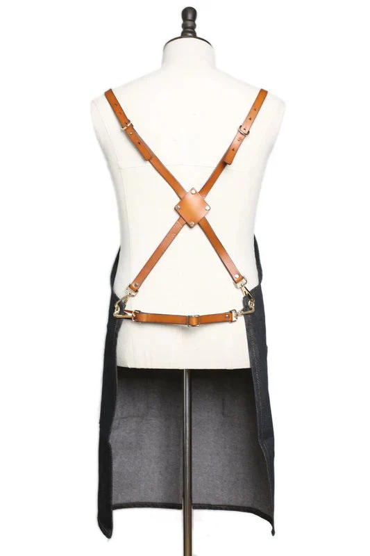 Waxed Canvas And Leather Craftsman Apron - Image 4