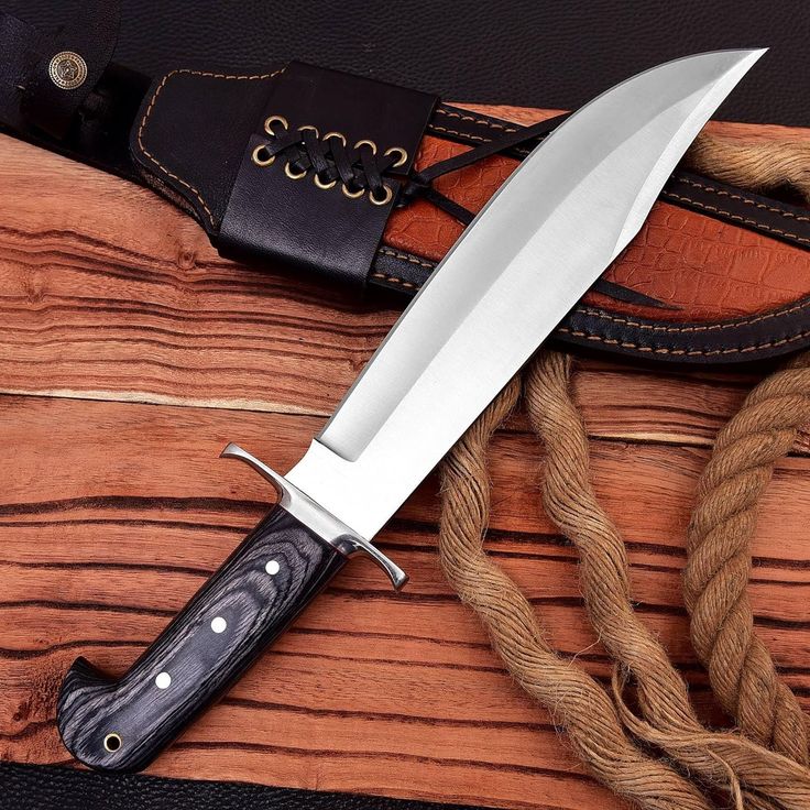 Wild Frontier: Hunting Bowie Knife with D2 Steel Blade, Exotic Wood Handle, Steel Guard, and Leather Sheath - Image 3